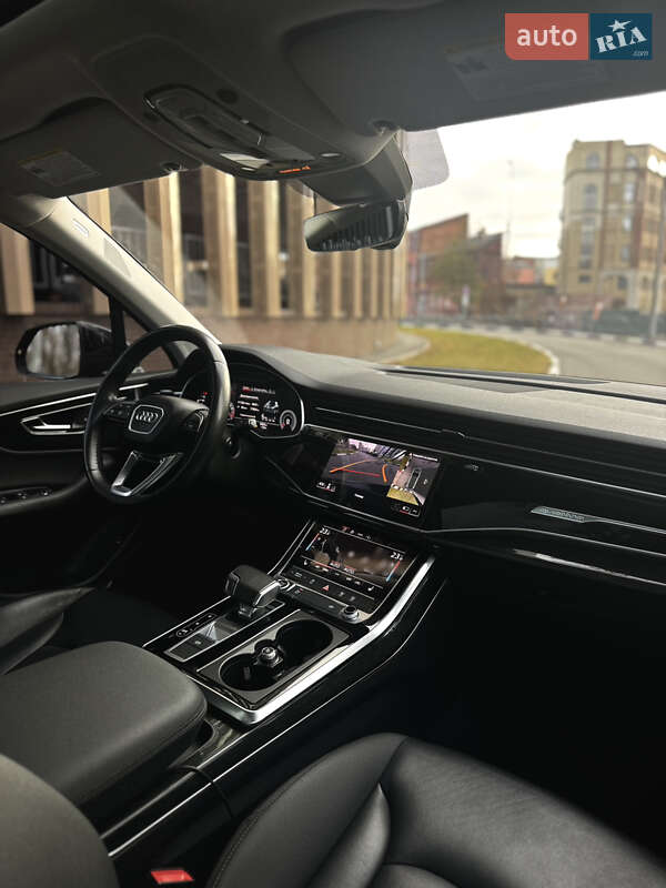 Позашляховик / Кросовер Audi Q7 2020 в Києві фото 29 Позашляховик / Кросовер Audi Q7 2020 в Києві