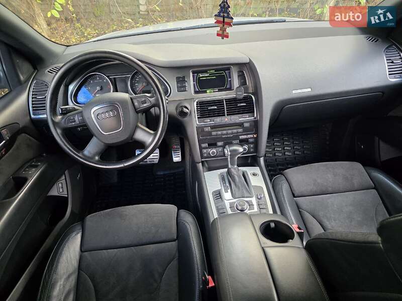 Внедорожник / Кроссовер Audi Q7 2006 в Тернополе