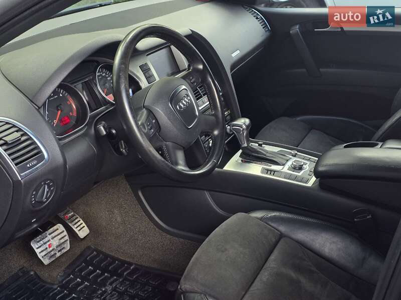 Внедорожник / Кроссовер Audi Q7 2006 в Тернополе