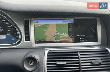 Внедорожник / Кроссовер Audi Q7 2015 в 