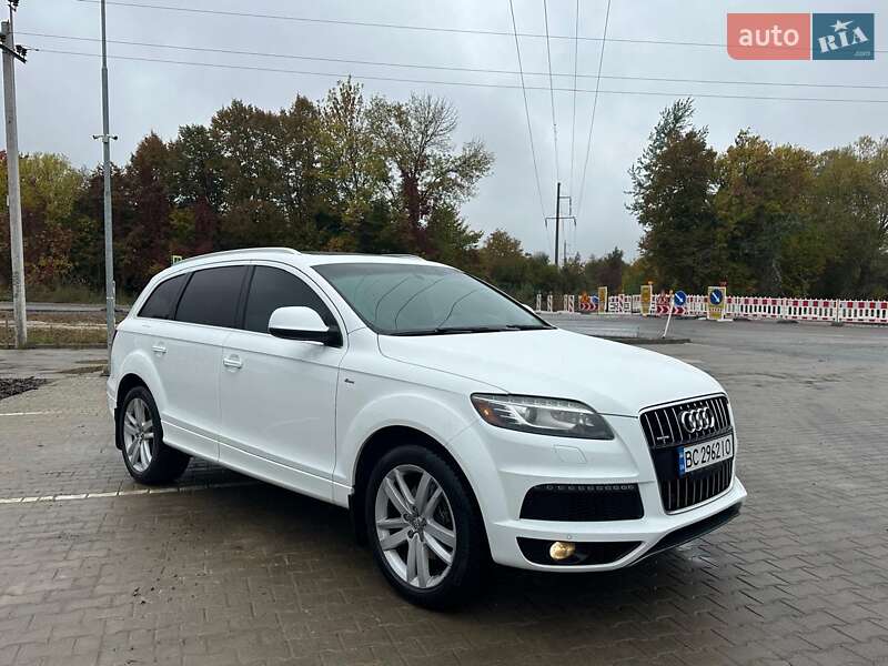 Внедорожник / Кроссовер Audi Q7 2011 в Золочеве