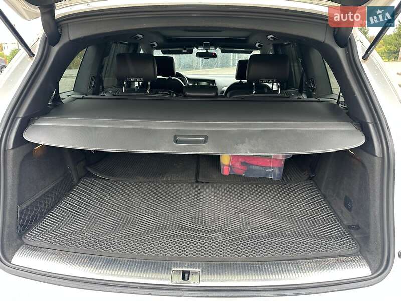 Внедорожник / Кроссовер Audi Q7 2011 в Золочеве