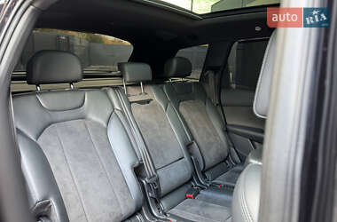 Позашляховик / Кросовер Audi Q7 2017 в 