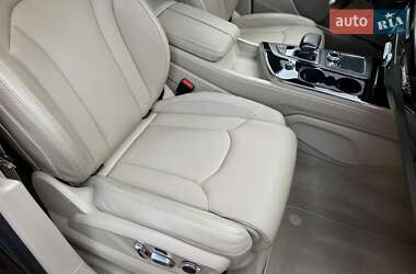 Позашляховик / Кросовер Audi Q7 2017 в 