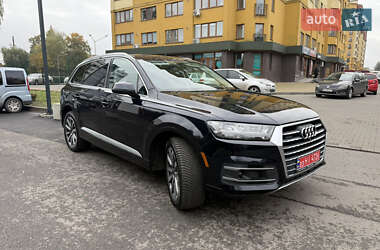 Позашляховик / Кросовер Audi Q7 2017 в 