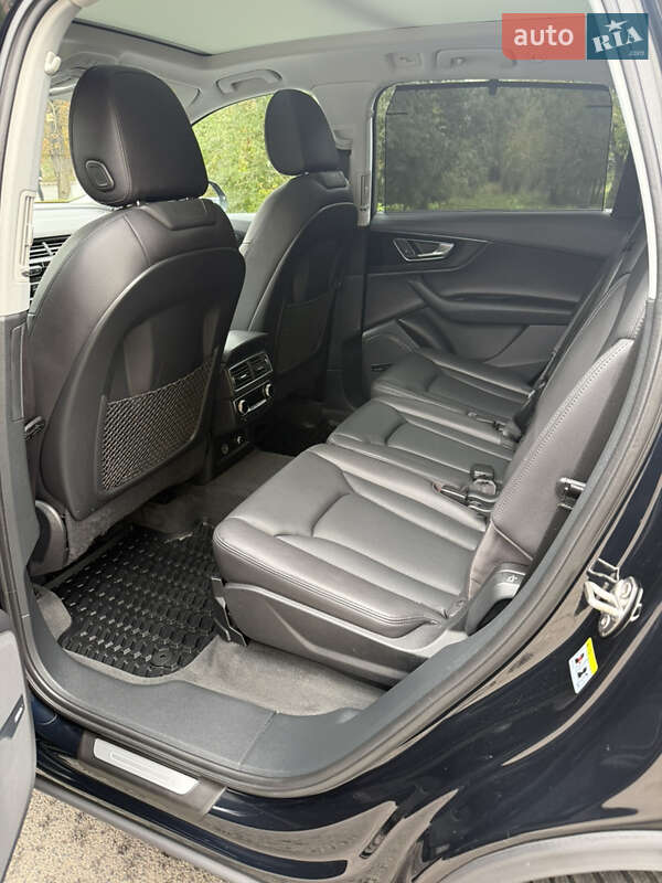 Позашляховик / Кросовер Audi Q7 2017 в Луцьку фото 8 Позашляховик / Кросовер Audi Q7 2017 в Луцьку