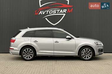 Позашляховик / Кросовер Audi Q7 2016 в 