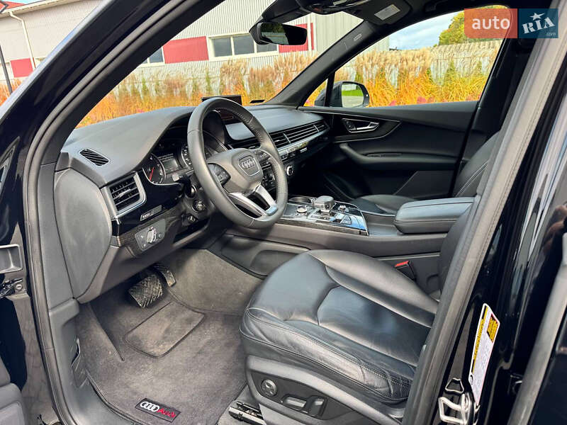 Внедорожник / Кроссовер Audi Q7 2018 в Киеве