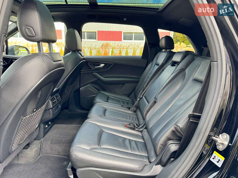 Внедорожник / Кроссовер Audi Q7 2018 в Киеве