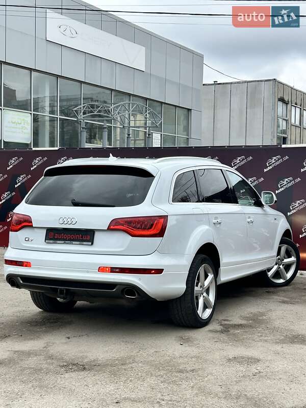 Внедорожник / Кроссовер Audi Q7 2012 в Сумах
