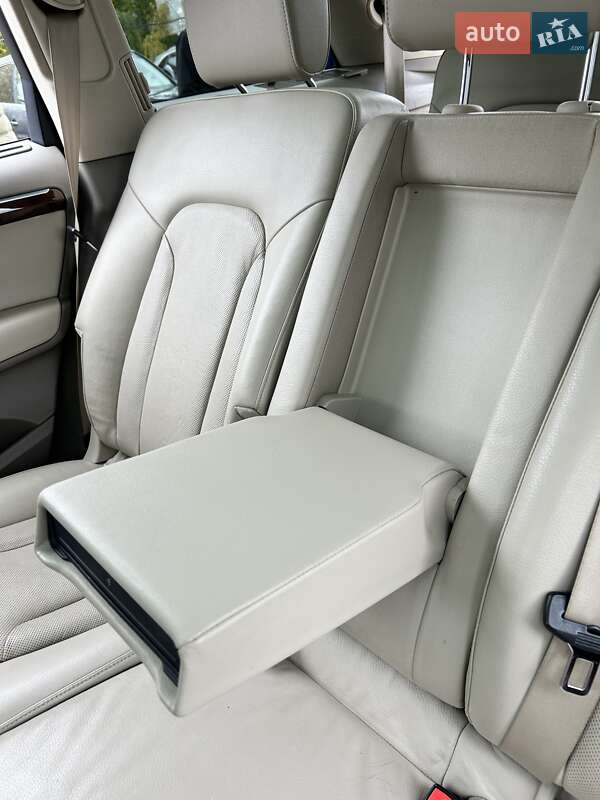 Внедорожник / Кроссовер Audi Q7 2012 в Сумах