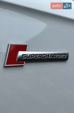 Позашляховик / Кросовер Audi Q7 2012 в 