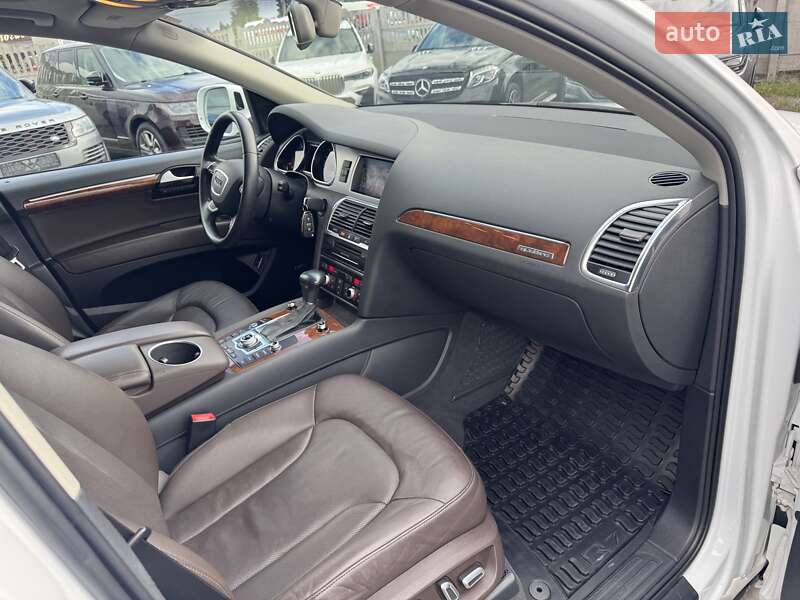 Внедорожник / Кроссовер Audi Q7 2013 в Тернополе