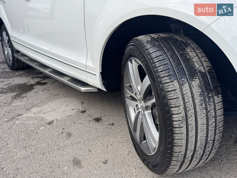 Внедорожник / Кроссовер Audi Q7 2013 в Тернополе
