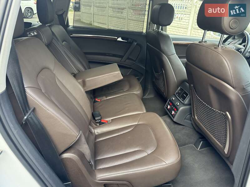 Внедорожник / Кроссовер Audi Q7 2013 в Тернополе