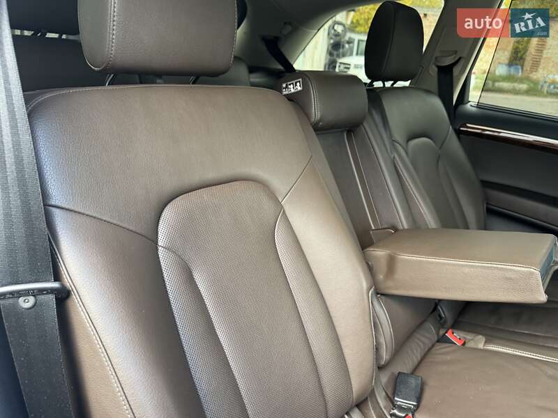 Внедорожник / Кроссовер Audi Q7 2013 в Тернополе
