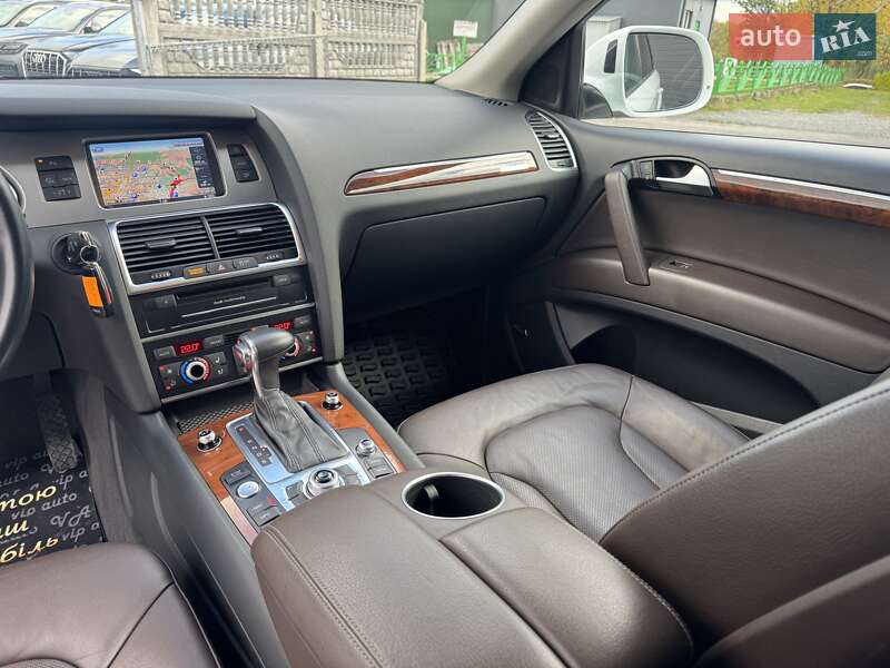 Внедорожник / Кроссовер Audi Q7 2013 в Тернополе