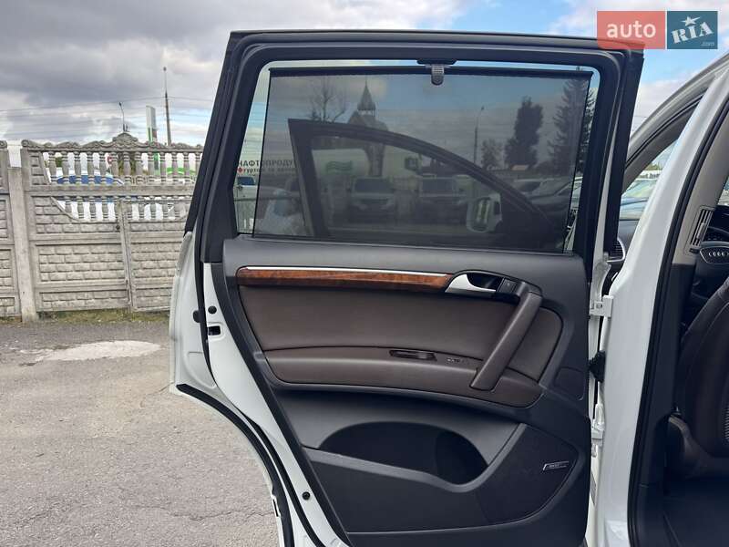 Внедорожник / Кроссовер Audi Q7 2013 в Тернополе