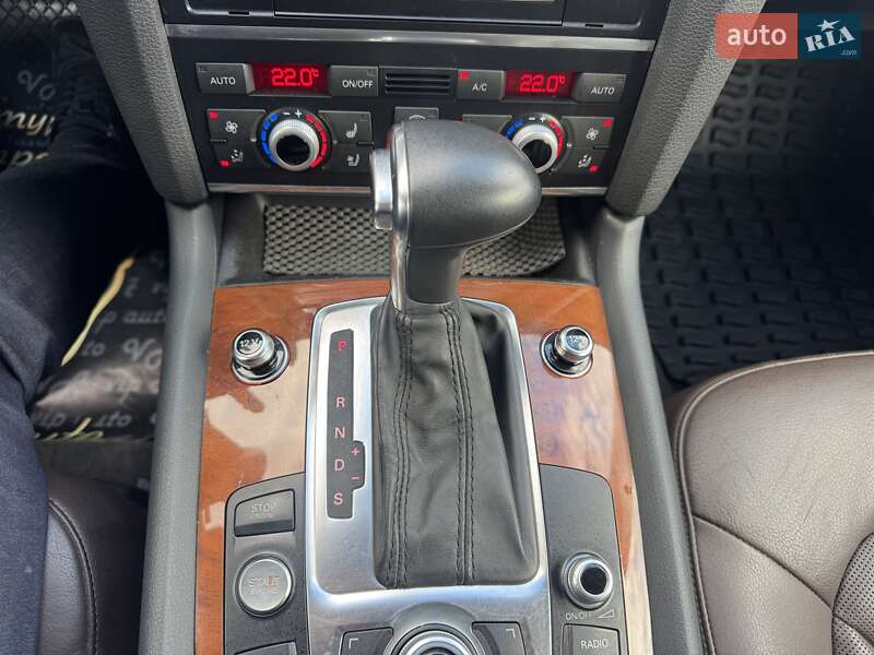 Внедорожник / Кроссовер Audi Q7 2013 в Тернополе