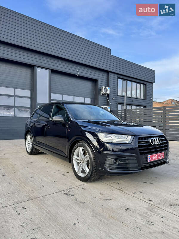 Внедорожник / Кроссовер Audi Q7 2018 в Вараше фото Внедорожник / Кроссовер Audi Q7 2018 в Вараше
