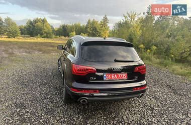 Позашляховик / Кросовер Audi Q7 2014 в 