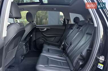 Позашляховик / Кросовер Audi Q7 2020 в  фото 79 Позашляховик / Кросовер Audi Q7 2020 в