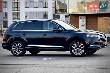 Позашляховик / Кросовер Audi Q7 2018 в  фото 3 Позашляховик / Кросовер Audi Q7 2018 в