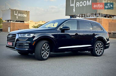 Позашляховик / Кросовер Audi Q7 2018 в  фото 13 Позашляховик / Кросовер Audi Q7 2018 в