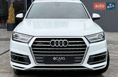Внедорожник / Кроссовер Audi Q7 2016 в Киеве