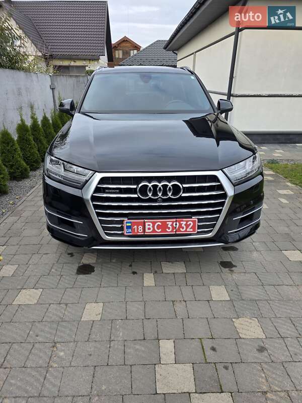 Позашляховик / Кросовер Audi Q7 2018 в Сарнах фото 9 Позашляхов��к / Кросовер Audi Q7 2018 в Сарнах