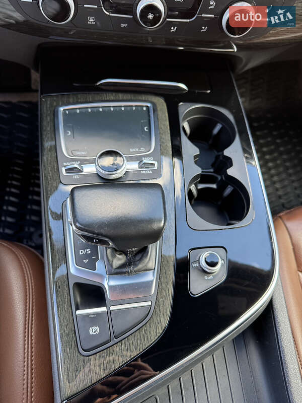 Внедорожник / Кроссовер Audi Q7 2017 в Черновцах фото 23 Внедорожник / Кроссовер Audi Q7 2017 в Черновцах