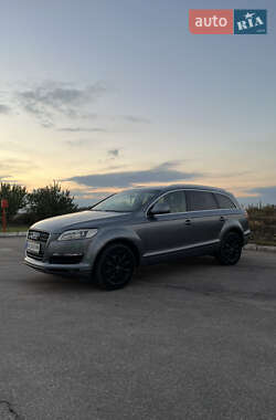 Внедорожник / Кроссовер Audi Q7 2007 в Малой Виске