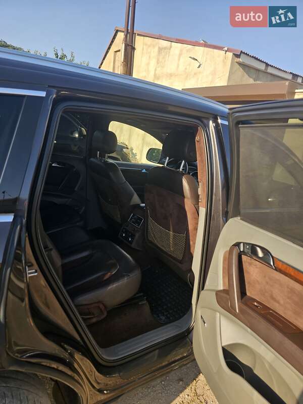 Внедорожник / Кроссовер Audi Q7 2011 в Одессе