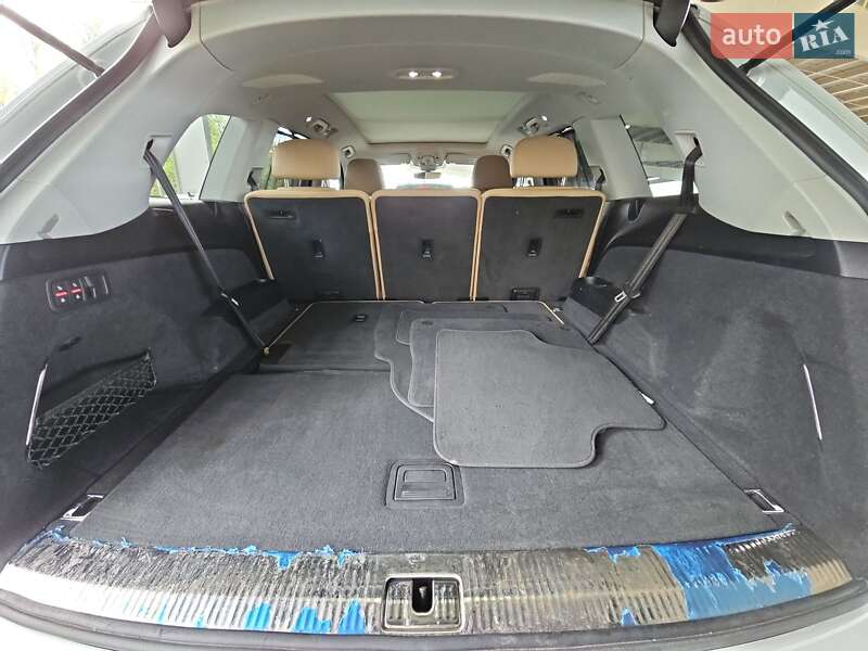 Внедорожник / Кроссовер Audi Q7 2020 в Киеве