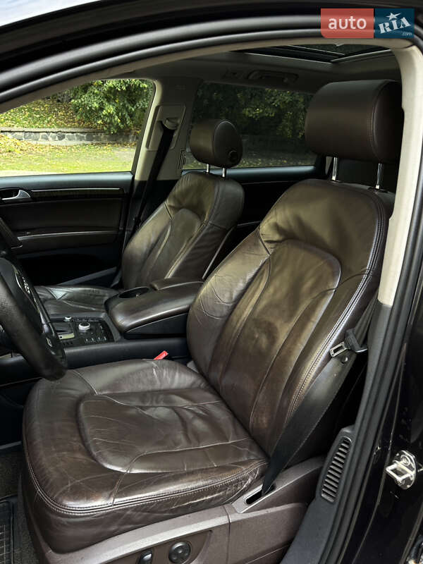 Внедорожник / Кроссовер Audi Q7 2006 в Луцке