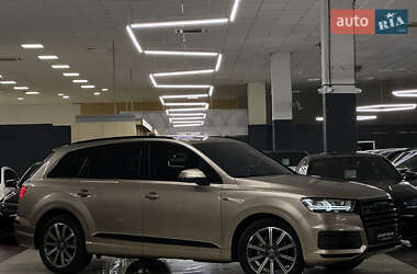 Внедорожник / Кроссовер Audi Q7 2018 в Николаеве