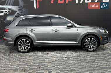 Позашляховик / Кросовер Audi Q7 2017 в  фото 15 Позашляховик / Кросовер Audi Q7 2017 в