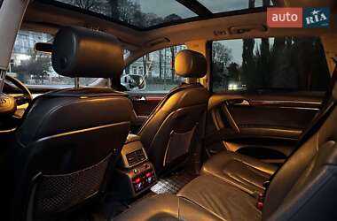 Внедорожник / Кроссовер Audi Q7 2013 в 