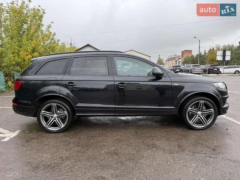 Позашляховик / Кросовер Audi Q7 2014 в Дубні