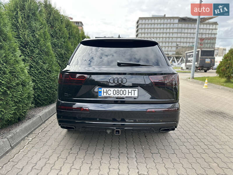 Позашляховик / Кросовер Audi Q7 2018 в Львові