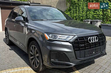 Позашляховик / Кросовер Audi Q7 2020 в Лісниках