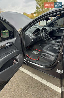 Позашляховик / Кросовер Audi Q7 2015 в  фото 8 Позашляховик / Кросовер Audi Q7 2015 в