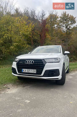 Позашляховик / Кросовер Audi Q7 2018 в Києві