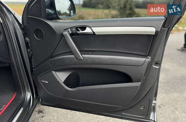 Позашляховик / Кросовер Audi Q7 2011 в 