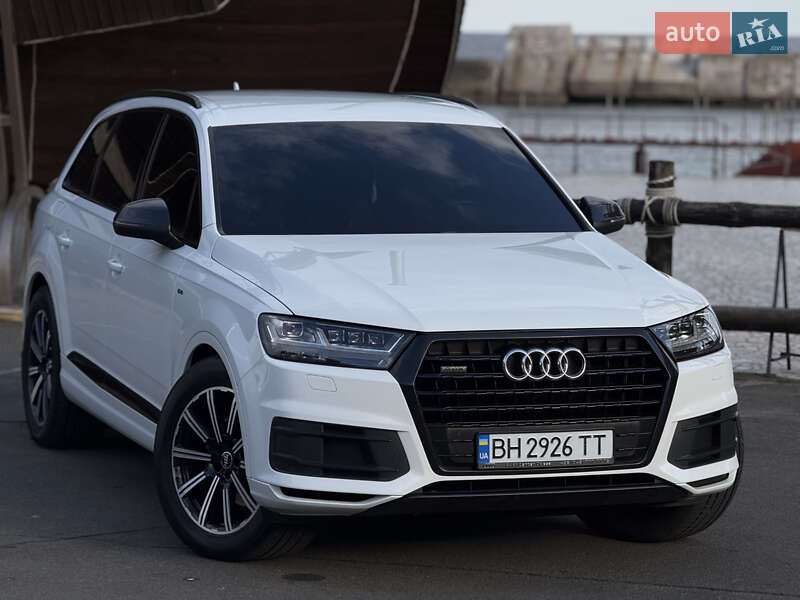Позашляховик / Кросовер Audi Q7 2017 в Одесі фото 14 Позашляховик / Кросовер Audi Q7 2017 в Одесі