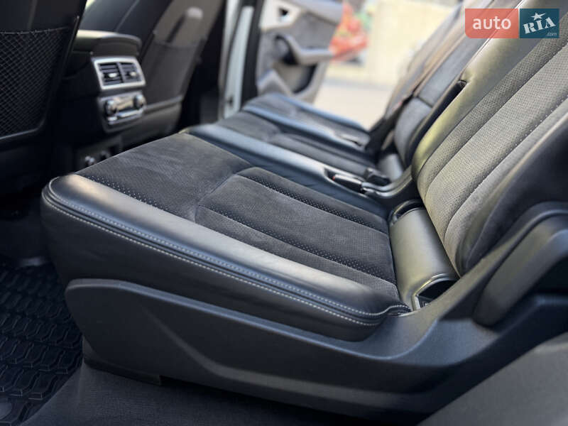 Позашляховик / Кросовер Audi Q7 2017 в Одесі фото 45 Позашляховик / Кросовер Audi Q7 2017 в Одесі