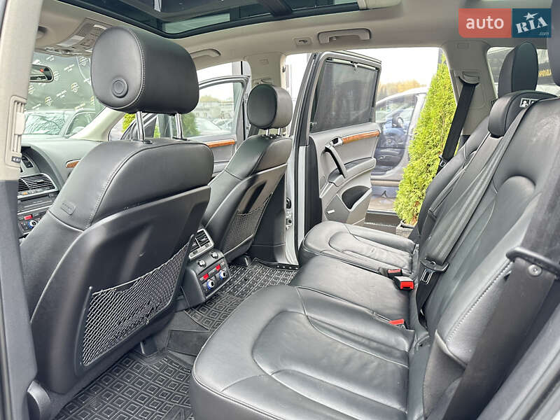 Позашляховик / Кросовер Audi Q7 2015 в Харкові
