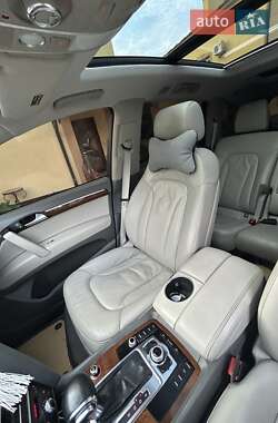 Внедорожник / Кроссовер Audi Q7 2012 в 