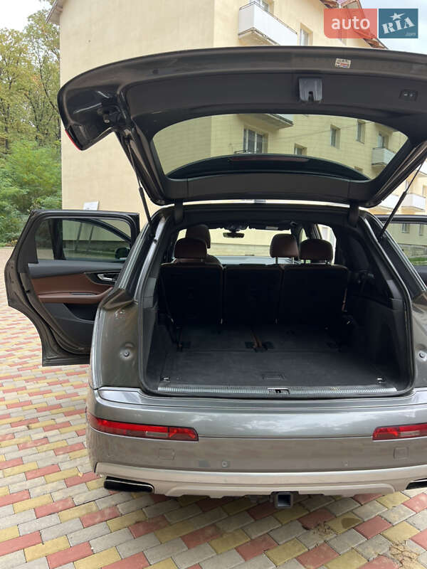 Внедорожник / Кроссовер Audi Q7 2018 в Ужгороде