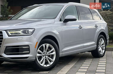 Позашляховик / Кросовер Audi Q7 2015 в  фото 14 Позашляховик / Кросовер Audi Q7 2015 в
